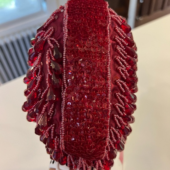 NEW Lily Scott hand beaded red evening bag with beaded strap. - Picture 5 of 7